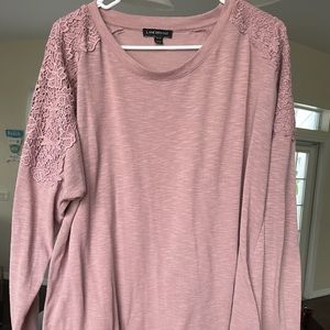Lacey pink top